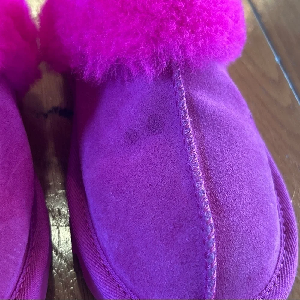 UGG Cozy II Slipper Girls Size 3 Hot Pink Rock Rose Fur Trimmed Slip On Shoes